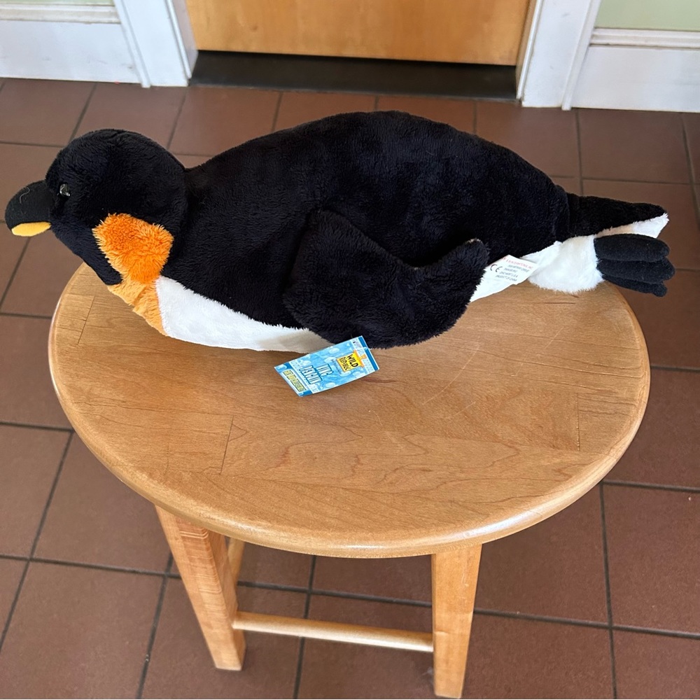 NWT Wild Republic King Penguin Stuffed Animal